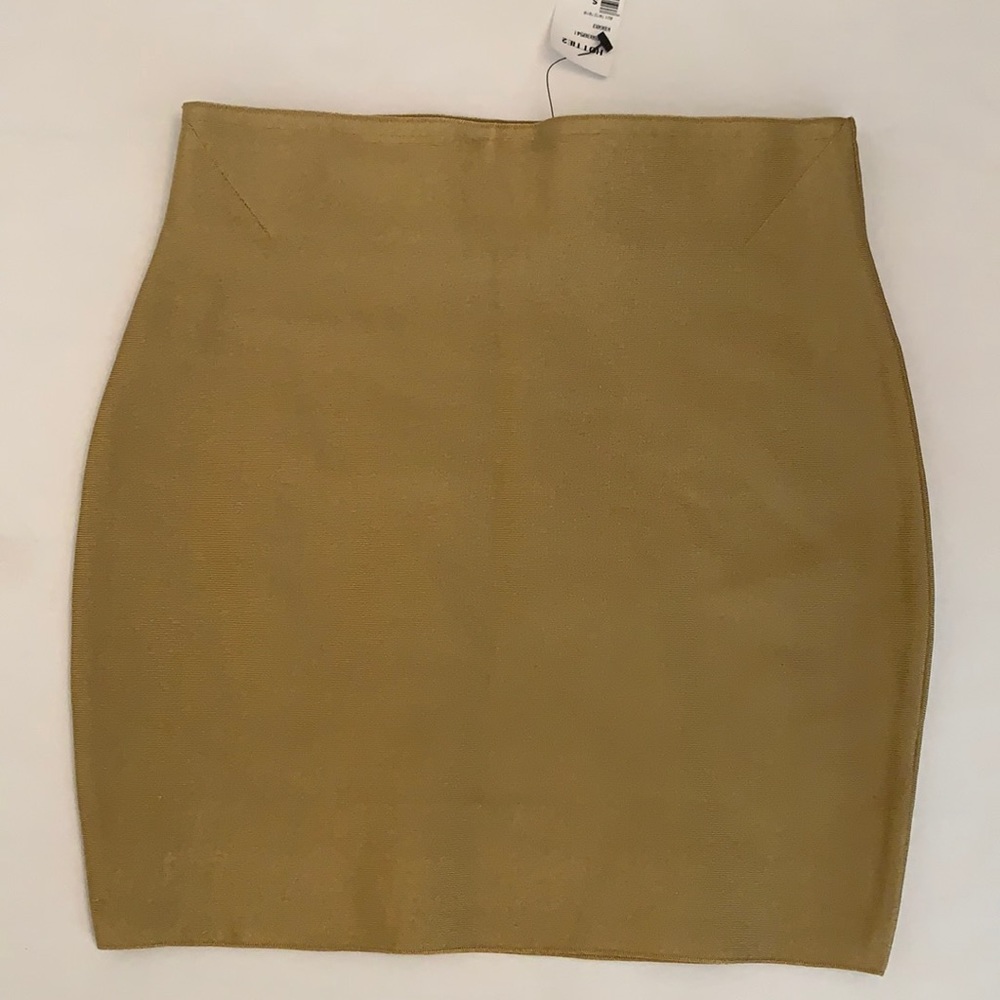 Green bandage skirt